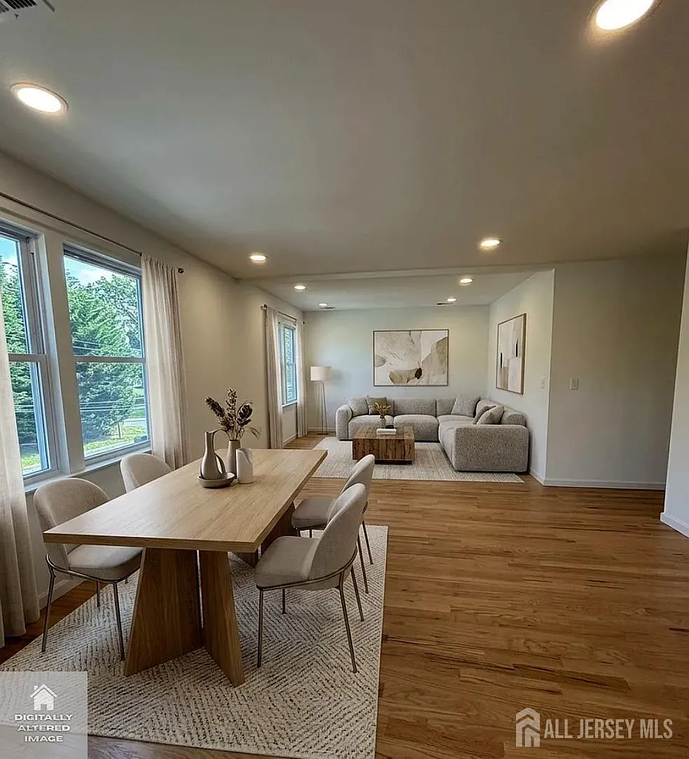 3 bed, 2.0 bath, 2266 sqft, $3,200 — Photo 4