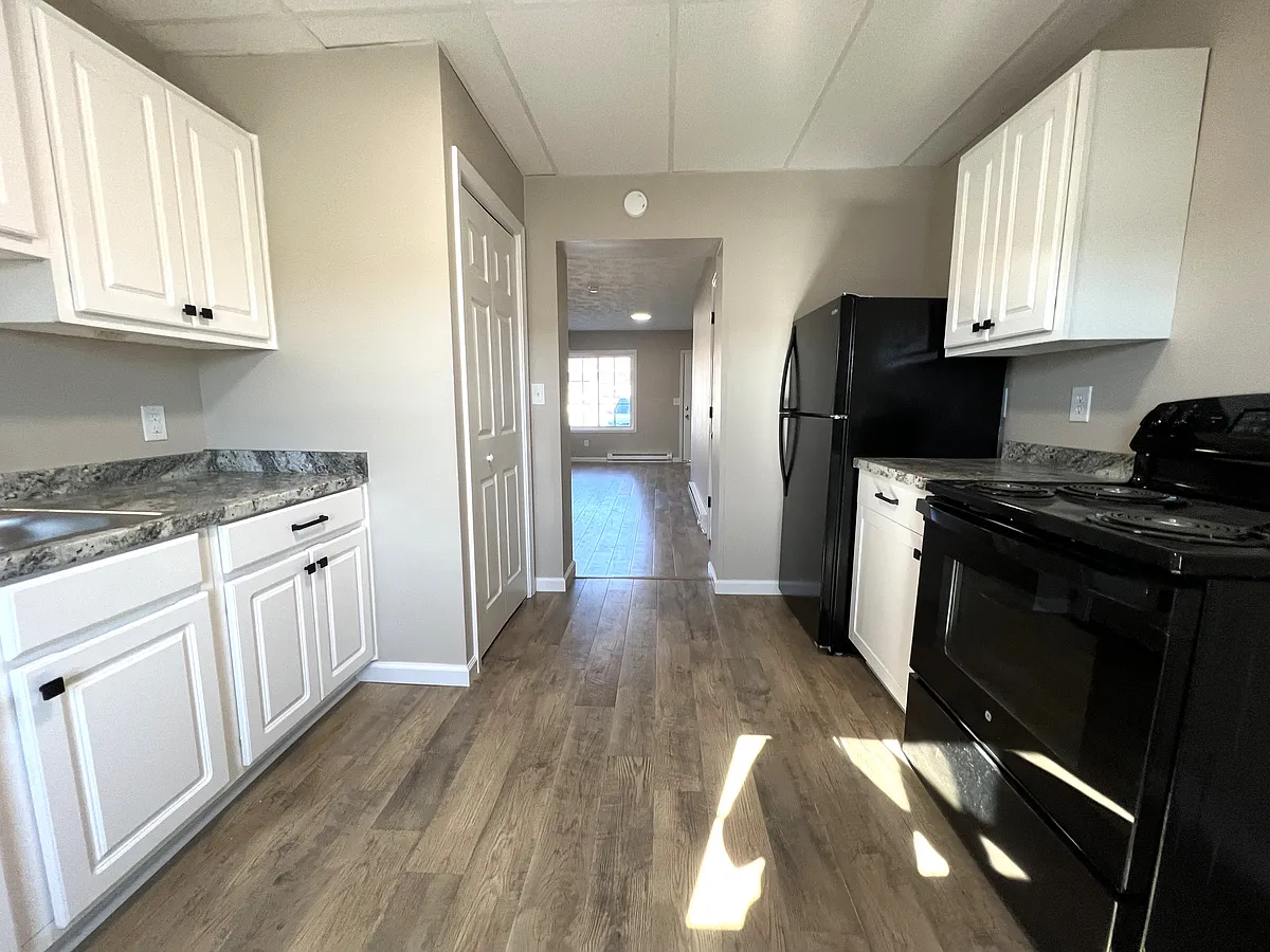 Building Photo - 101 Straley Ave #4