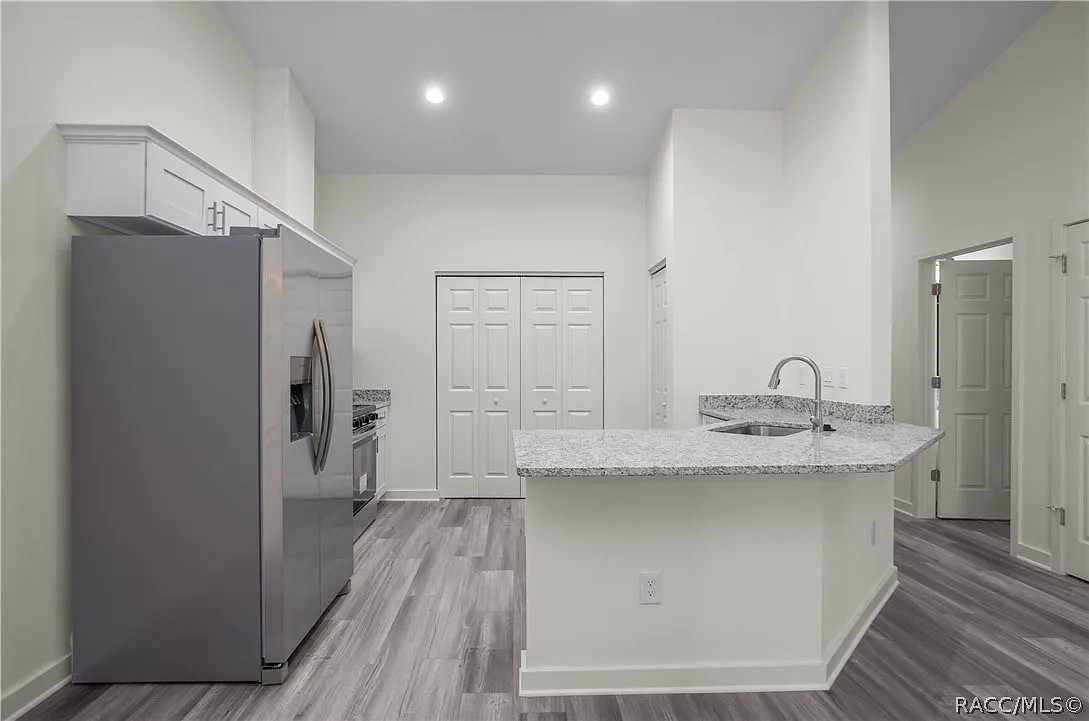 2 bed, 1033 sqft, $1,500 — Photo 4