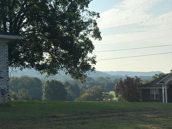 5th image of 180 Jackson Ln