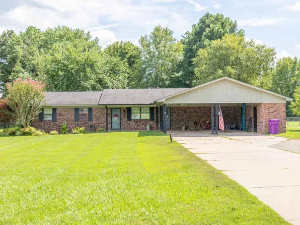 9 Weaver St, Vilonia, AR 72173