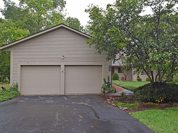 2nd image of 249 Miami Lakes Dr