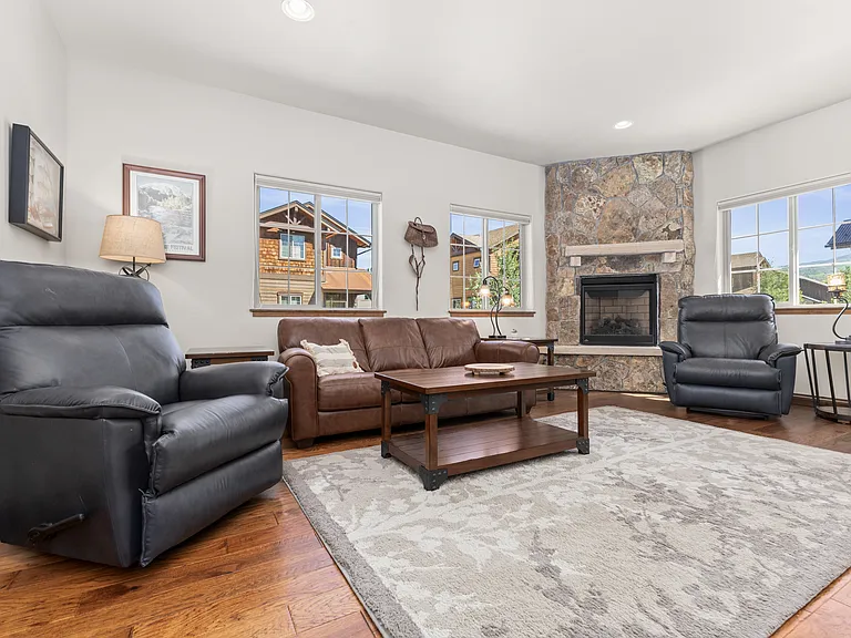 443 Willett Heights Ct — Photo 14