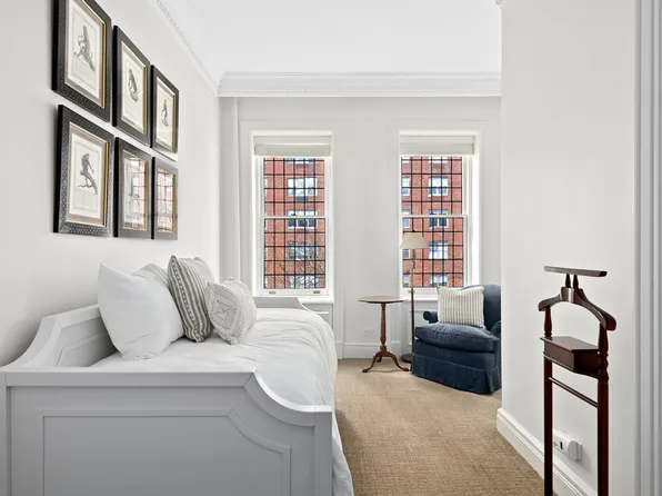 15 Sutton Place image 14 of 30