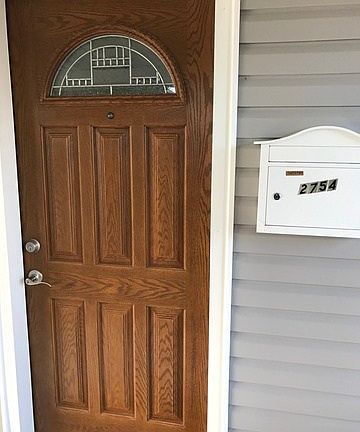 5th image of 2754 N Newcastle Ave