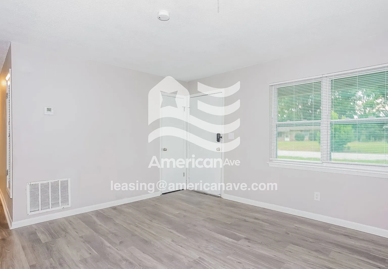 3 bed, 1.5 bath, 1188 sqft, $1,145 — Photo 2