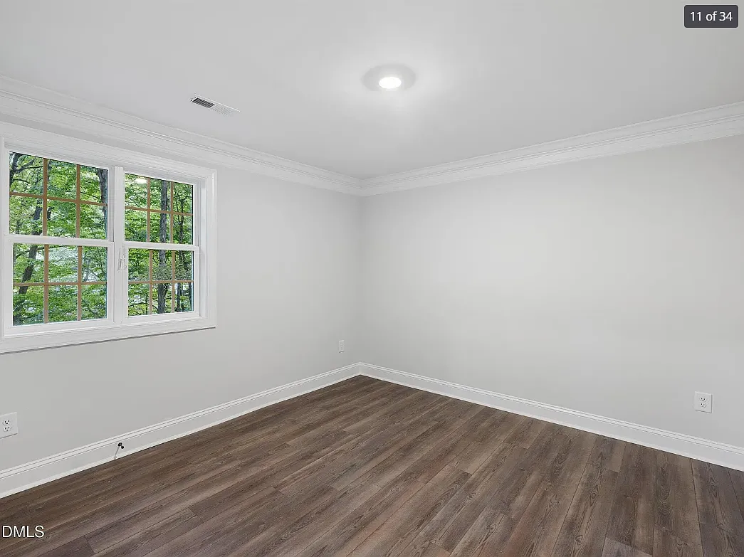 316 Howland Avenue - 1 — Photo 3