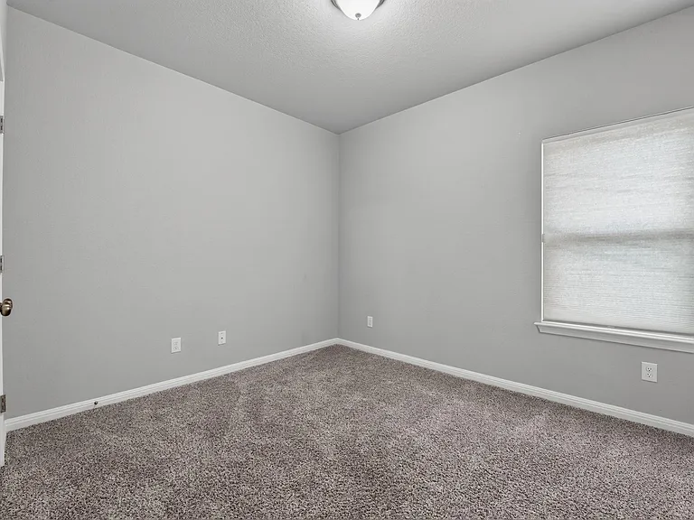 105 Drifter Ln — Photo 13