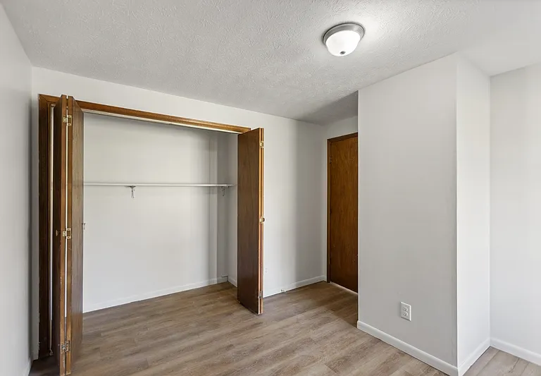 300 Cross Creek Rd #3-37807 — Photo 3