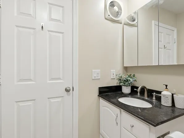 7150 Rainbow Dr APT 3, San Jose, CA 95129