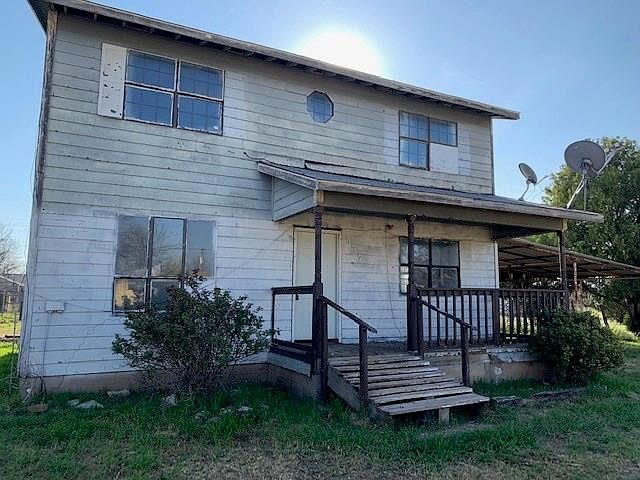 1st image of 537 NW Avenue G