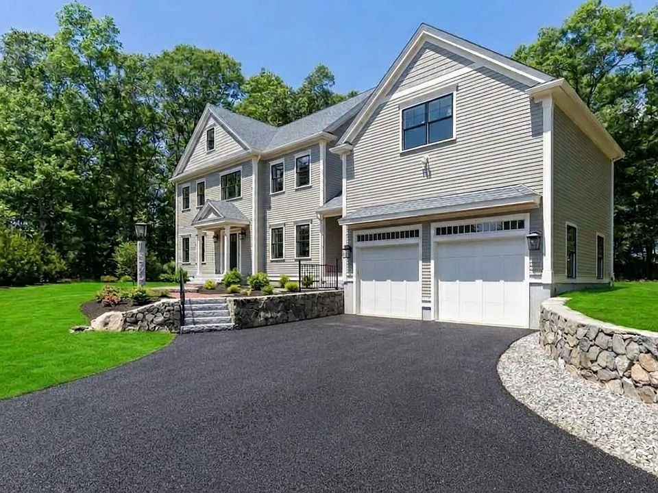 56 Blossomcrest Rd