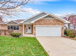 201 Frisco Ct, Bloomingdale, IL 60108