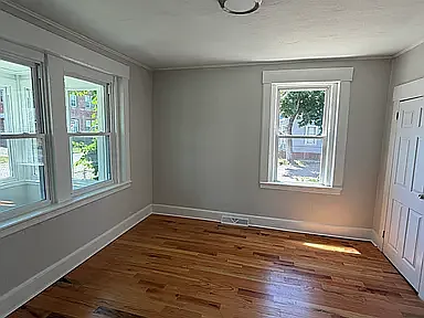 1 Webb St #2 — Photo 3