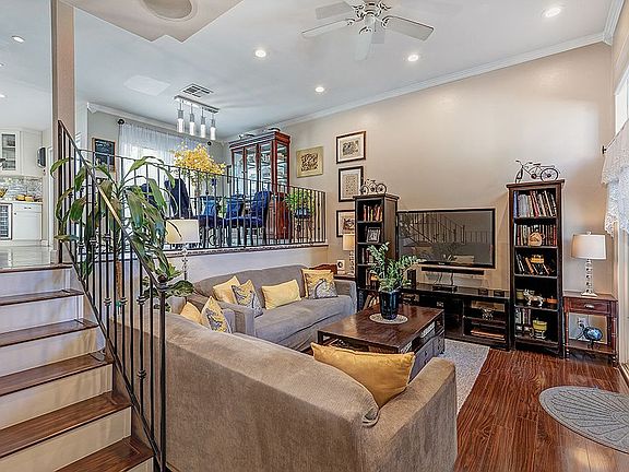 2nd image of 9800 Sepulveda Blvd Unit 56