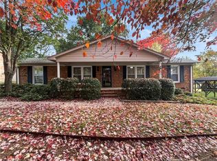 3611 Shagbark Dr, Greensboro, NC 27406