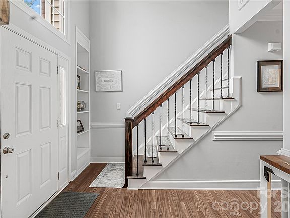 4th image of 14738 Pomerol Ln