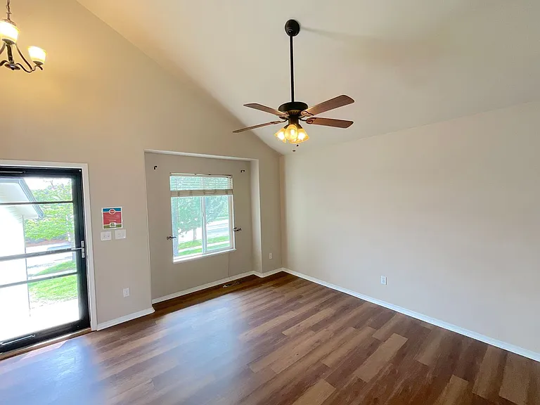 9180 Red Columbine Dr — Photo 8