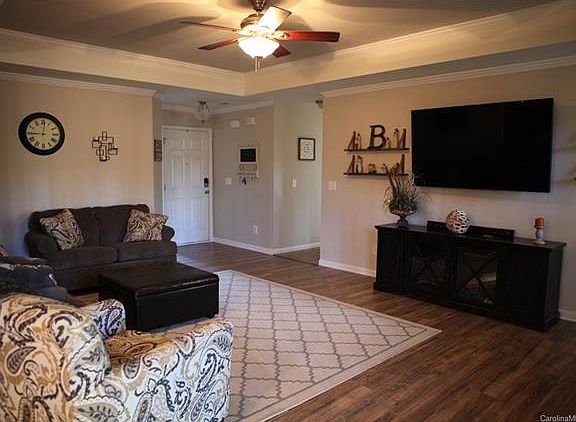 2nd image of 216 Henson Ln