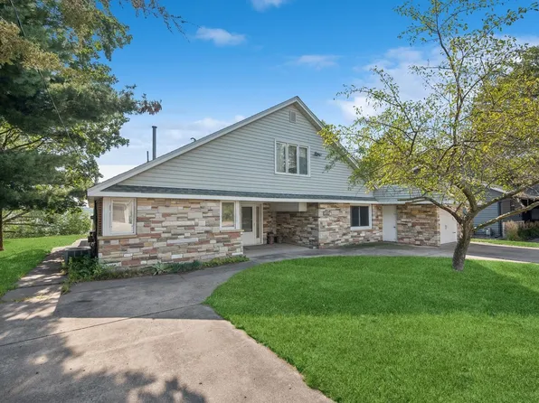 140 Edgewater Pl, Big Lake, MN 55309