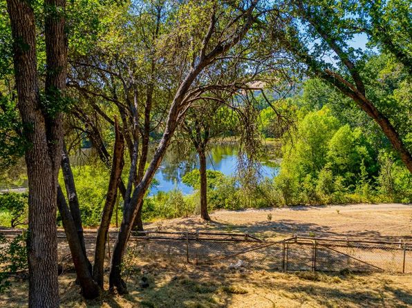 35680 Forest Dr, Coarsegold, CA 93614