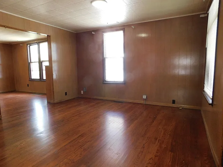 540 Teller Ave — Photo 5