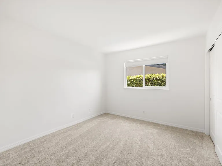 41 Oakleaf Ave — Photo 13