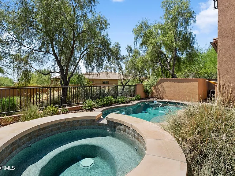18650 N Thompson Peak Pkwy #1060 — Photo 24