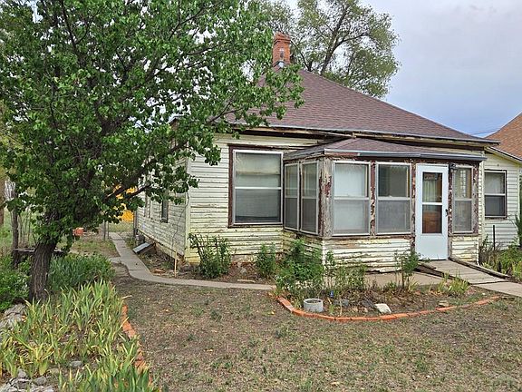 3rd image of 428 Elm Ave