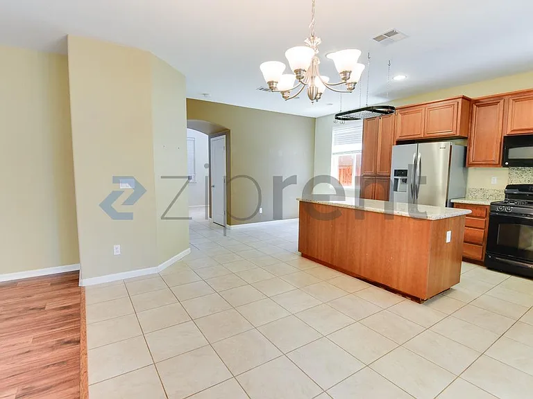 8018 Finchley Ct — Photo 11