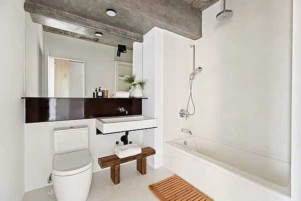 Sold by Compass | media 11