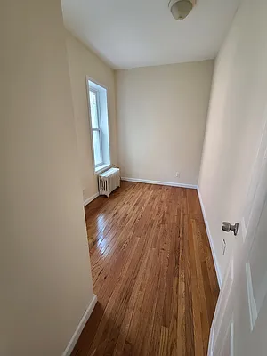 Rented by Point NYC | media 10