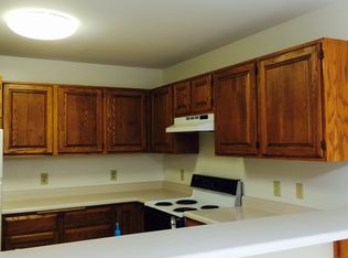 1118 Artisan Dr, Madison, WI 53704