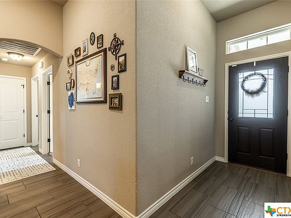 4th image of 716 Kendra Dr