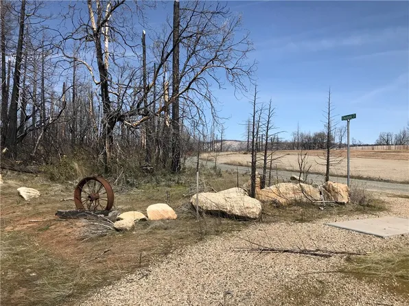 5 Chipmonk Ct #17, Berry Creek, CA 95916