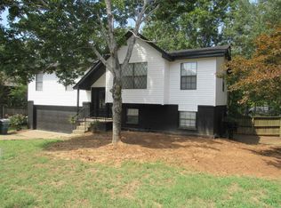 12110 Pleasant Tree Dr, Little Rock, AR 72211