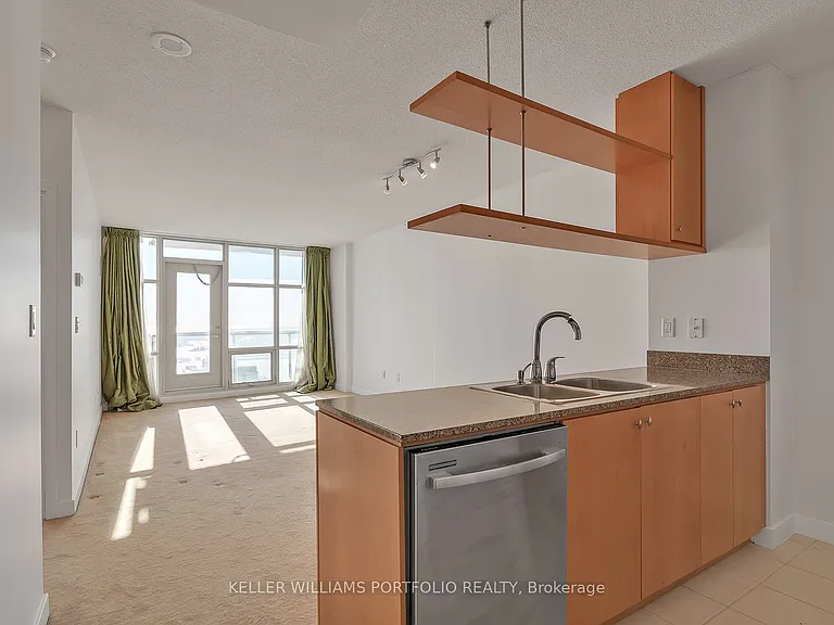 10 Navy Wharf Ct #2910 — Photo 6