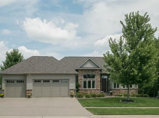 756 Kennedy Pkwy, Iowa City, IA 52246