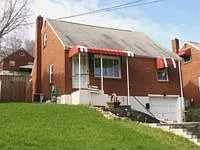 423 Cedar St photo 1