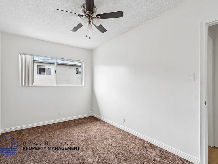 Portofino Apartments — Photo 3