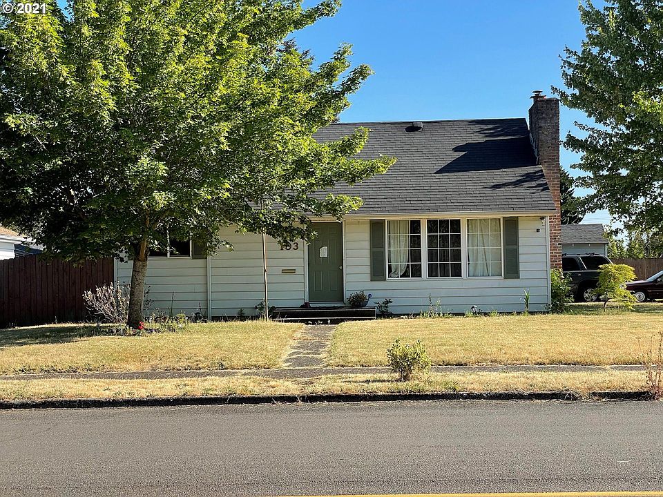 1st image of 103 NE Hazel Dell Way