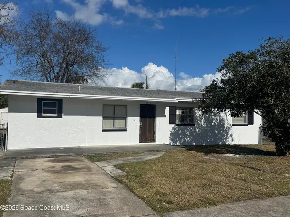 2240 White Sands Dr, Titusville, FL 32780