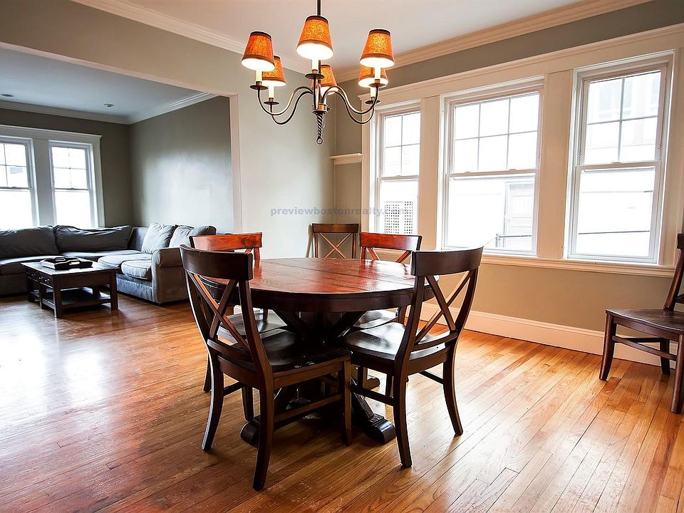 2nd image of 31 N Crescent Circuit #9