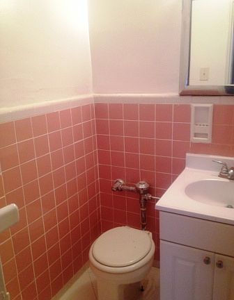 5th image of 2060 E 19th St APT Le