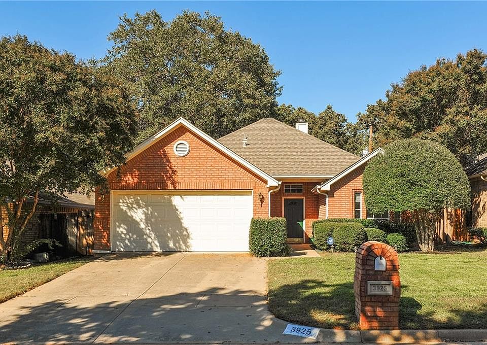1st image of 3925 Wentworth Dr