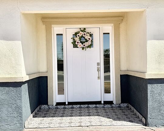 3rd image of 35 Las Flores Dr