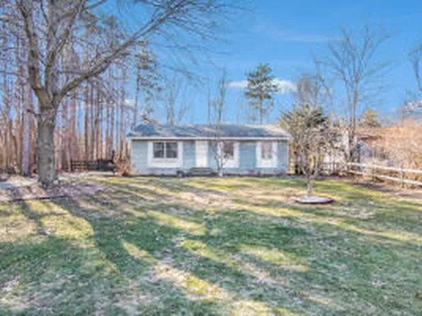 15005 Coleman Ave, Grand Haven, MI 49417