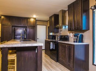 135 Bluejay Dr, Brookeland, TX 75931