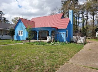 268 W Gay St, Charleston, MS 38921