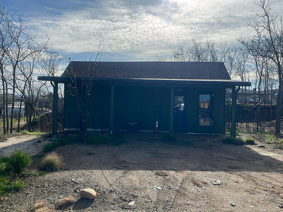 1st image of 9701 S 8th St